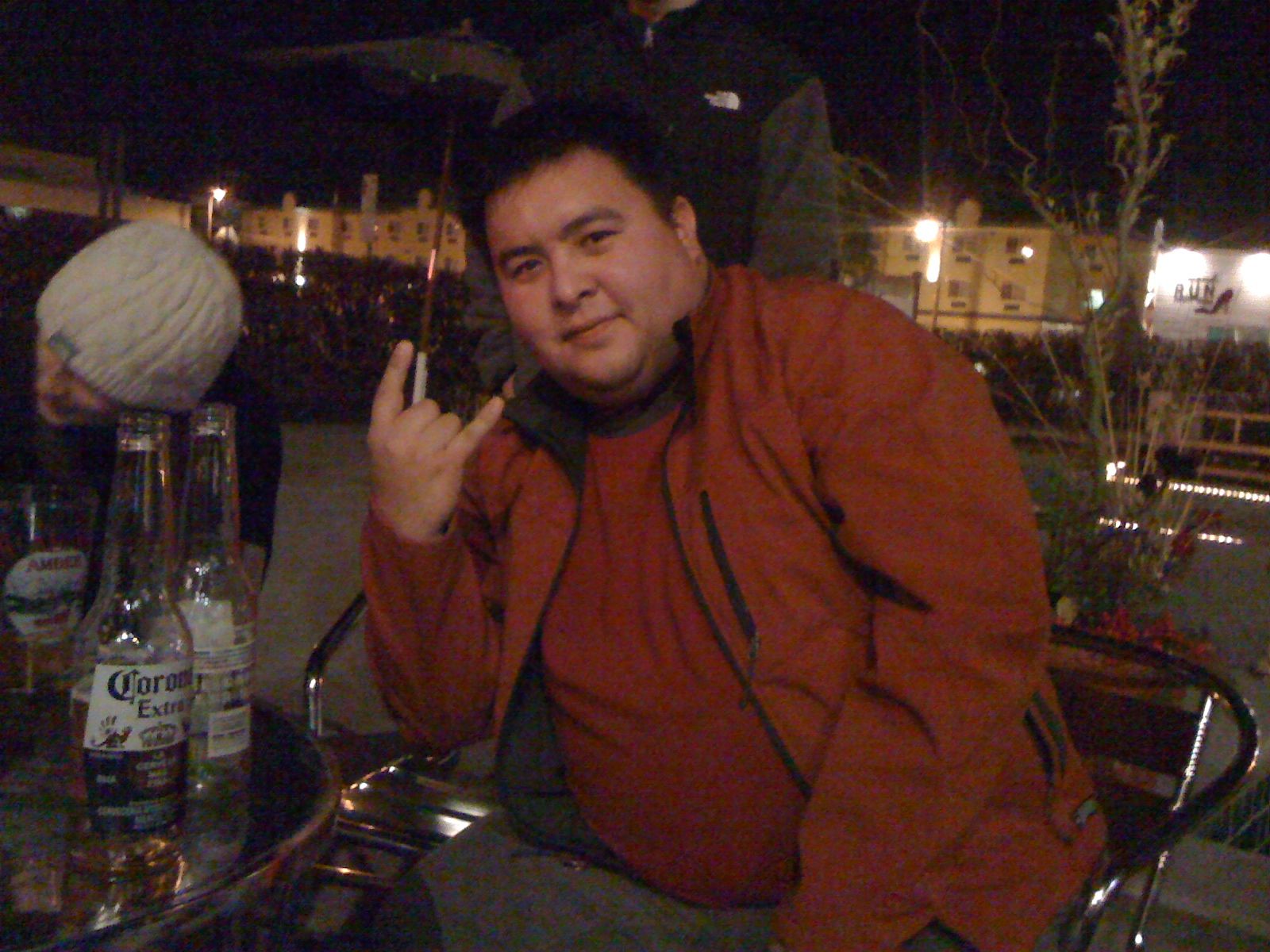 Sat Oct 17 2009 23:50:45 GMT+0000 (Coordinated Universal Time), Apple iPhone