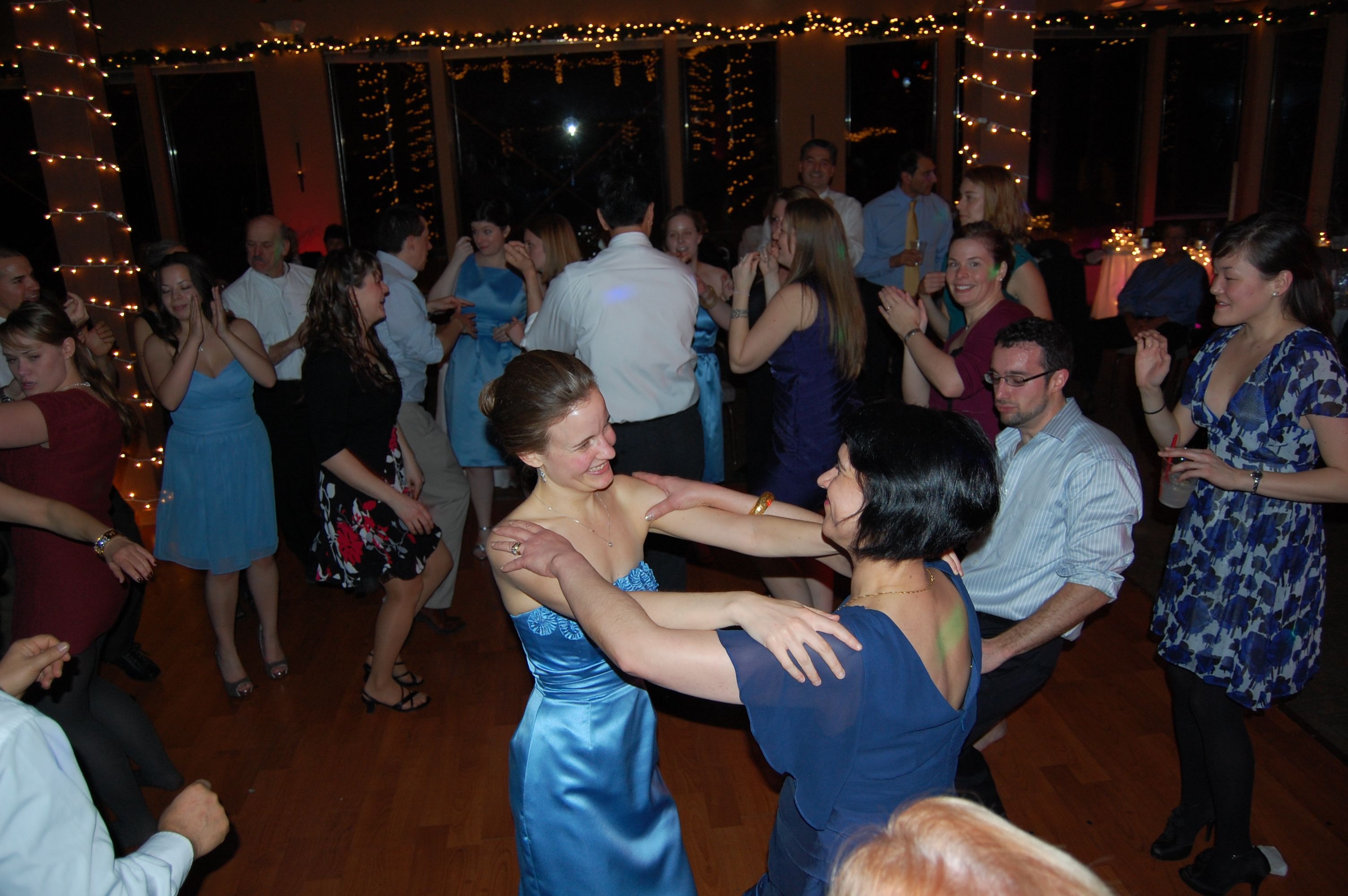 Thu Dec 29 2011 23:51:43 GMT+0000 (Coordinated Universal Time), NIKON CORPORATION NIKON D40