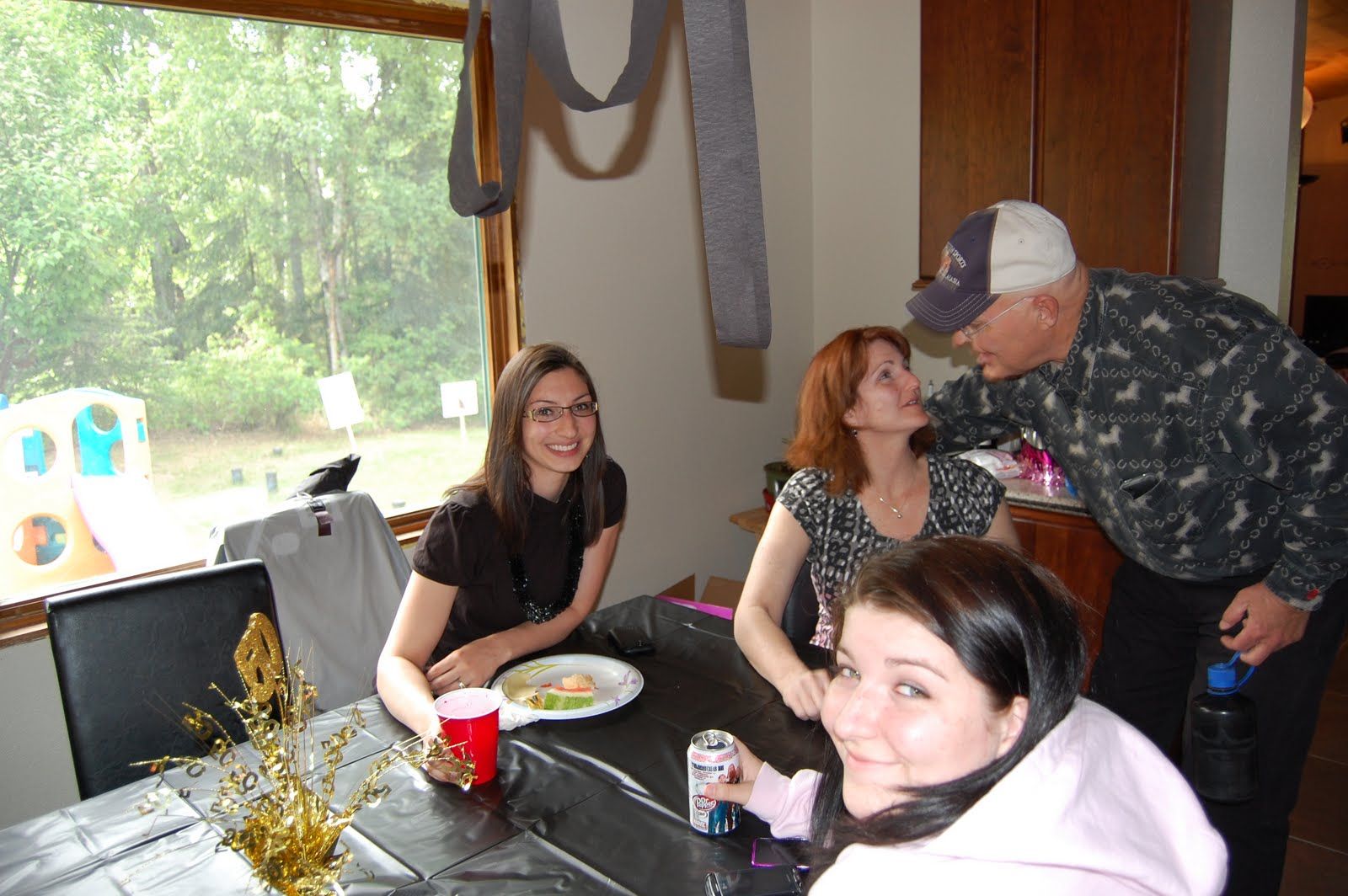 Sat Jun 11 2011 19:38:03 GMT+0000 (Coordinated Universal Time), NIKON CORPORATION NIKON D40