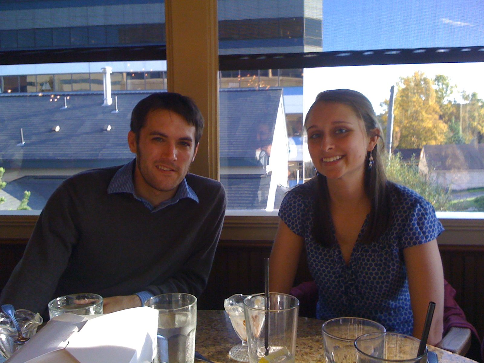 Sat Sep 19 2009 18:23:48 GMT+0000 (Coordinated Universal Time), Apple iPhone