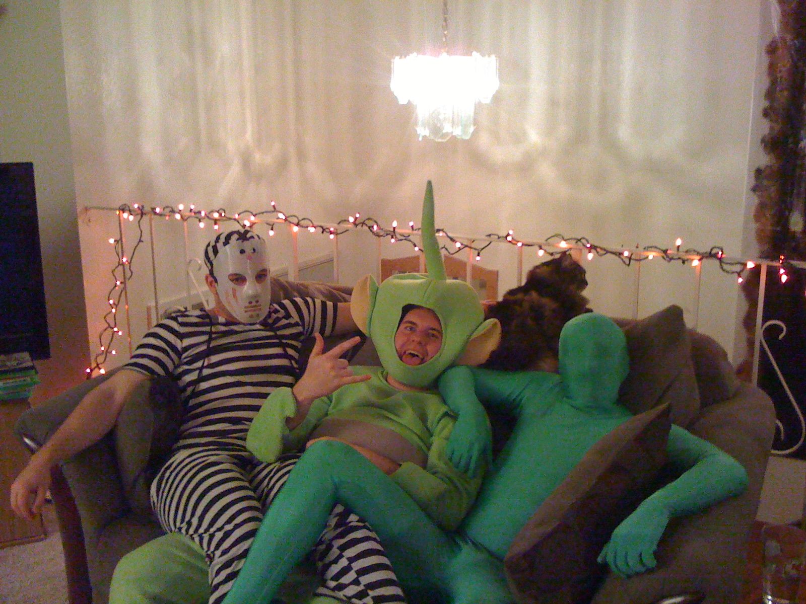Sat Oct 24 2009 01:02:20 GMT+0000 (Coordinated Universal Time), Apple iPhone