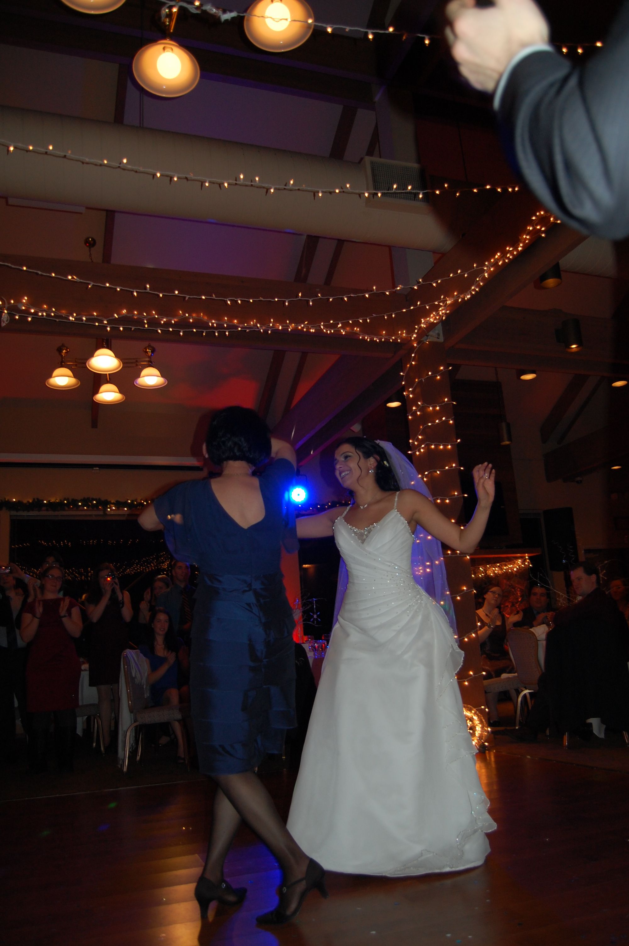 Thu Dec 29 2011 21:48:52 GMT+0000 (Coordinated Universal Time), NIKON CORPORATION NIKON D40