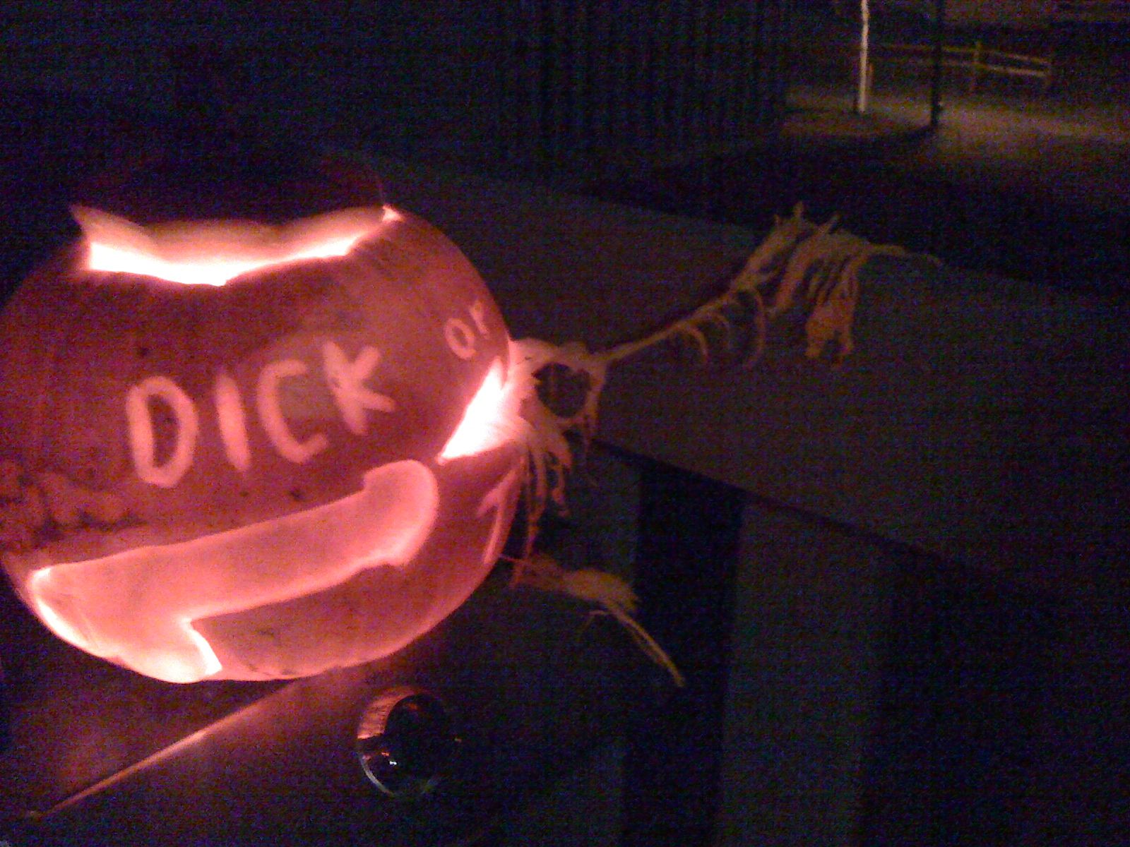 Sat Oct 31 2009 22:12:55 GMT+0000 (Coordinated Universal Time), Apple iPhone