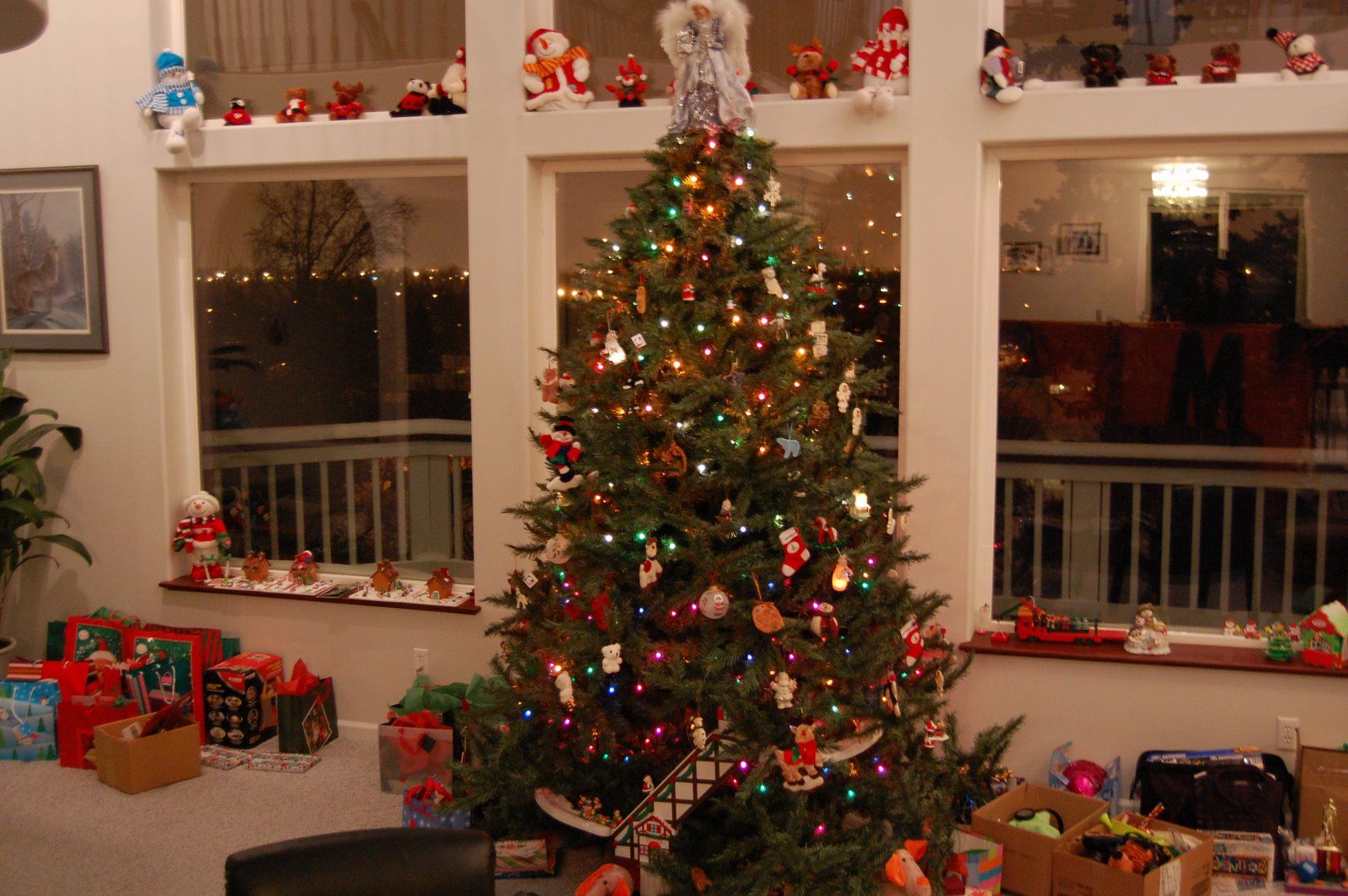 Tue Dec 25 2007 18:14:38 GMT+0000 (Coordinated Universal Time), NIKON CORPORATION NIKON D40