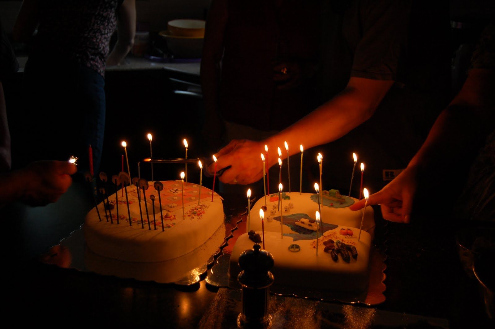 Sat Jun 11 2011 20:50:50 GMT+0000 (Coordinated Universal Time), NIKON CORPORATION NIKON D40