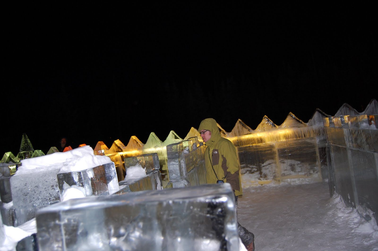 Fri Mar 18 2011 21:30:12 GMT+0000 (Coordinated Universal Time), NIKON CORPORATION NIKON D40