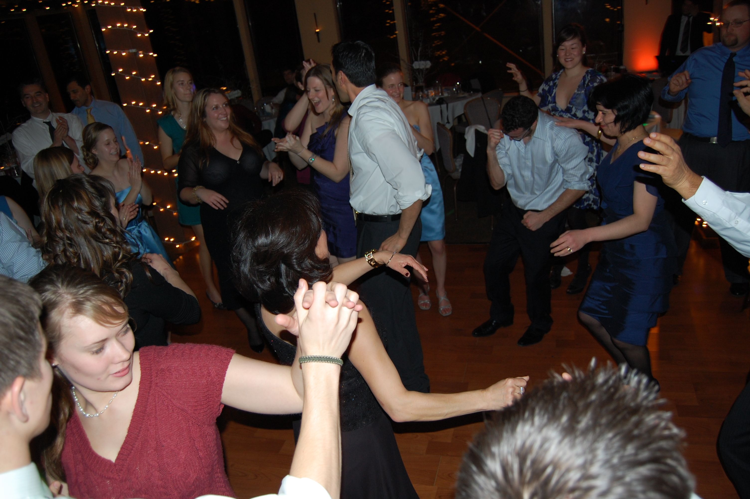 Thu Dec 29 2011 23:51:30 GMT+0000 (Coordinated Universal Time), NIKON CORPORATION NIKON D40